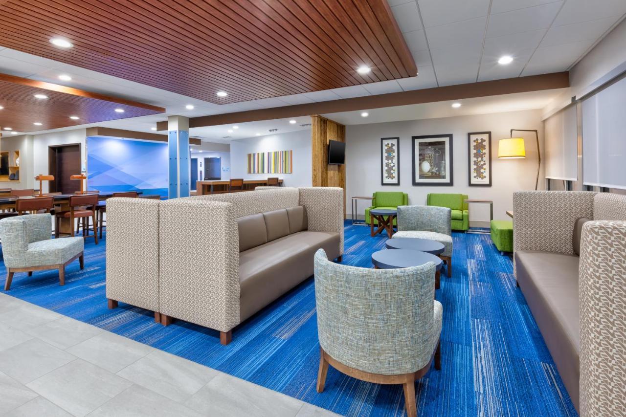 Holiday Inn Express & Suites Wooster By Ihg Exterior foto