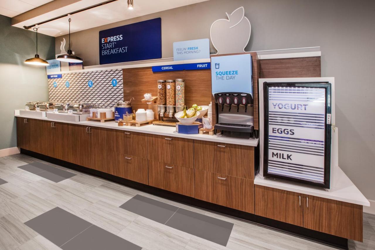Holiday Inn Express & Suites Wooster By Ihg Exterior foto